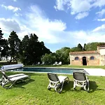 Domaine De Lanis - D'hotes Avec Parc Et Piscine Bed & Breakfast