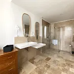 Domaine De Lanis - D'hotes Avec Parc Et Piscine Bed & Breakfast Castelnaudary