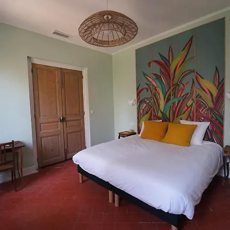 Couette-café Domaine De Lanis - D'hôtes Avec Parc Et Piscine Castelnaudary