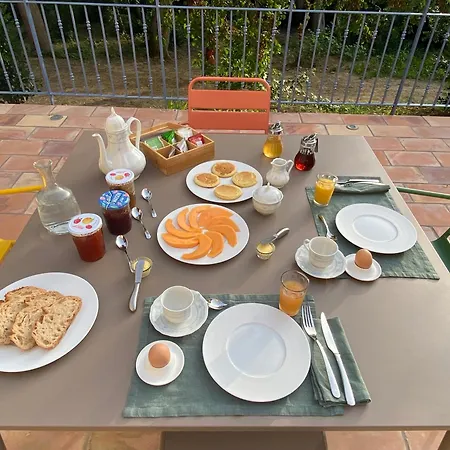 Domaine De Lanis - D'hôtes Avec Parc Et Piscine Couette-café