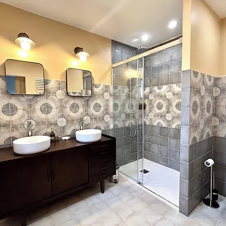 Couette-café Domaine De Lanis - D'hôtes Avec Parc Et Piscine 4*