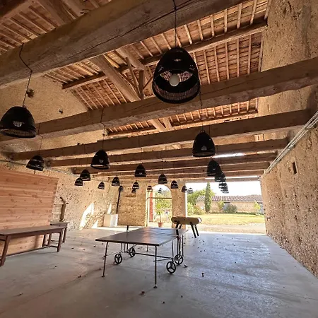 Domaine De Lanis - D'hotes Avec Parc Et Piscine קסטלנודארי