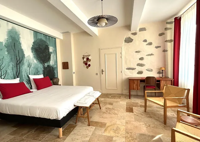 Domaine De Lanis - D'hotes Avec Parc Et Piscine Bed & Breakfast Castelnaudary